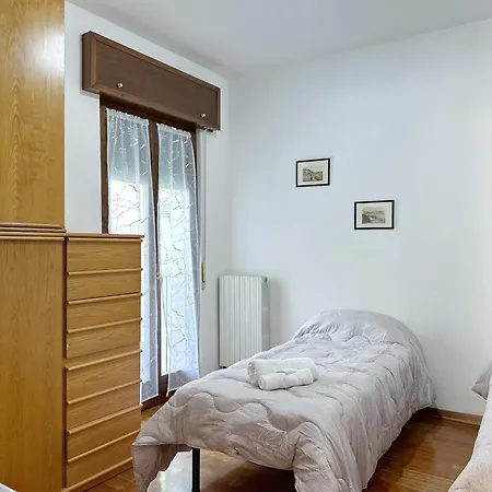 Parisi Centro Storico Apartmán