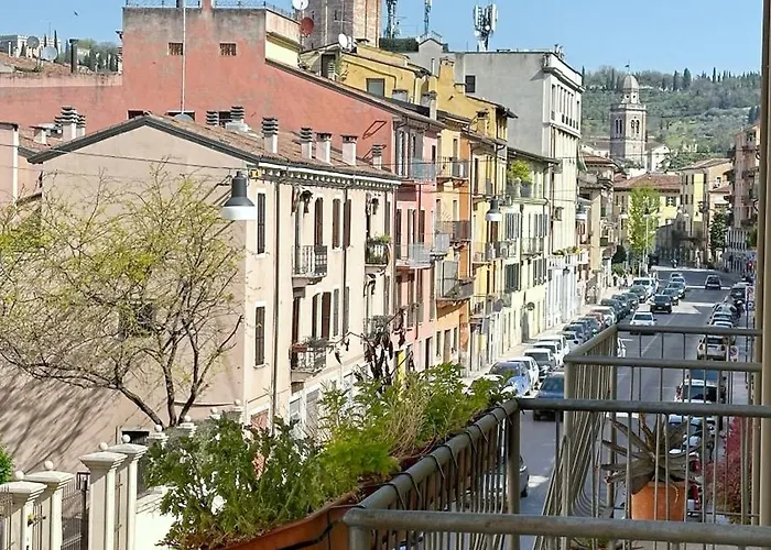 Parisi Centro Storico * Vérone