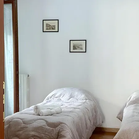 Parisi Centro Storico Apartamento